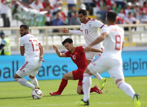 中国伊朗足球比赛直播